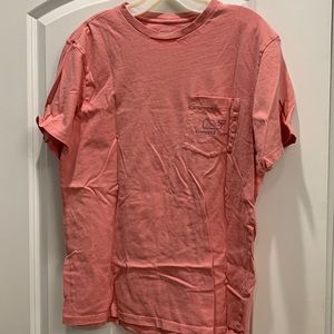 Mens Vineyard vines tee